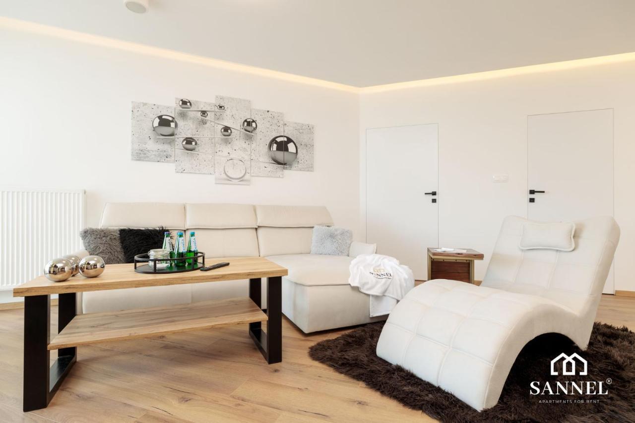 Apartament Prestige Z Dostepem Do Basenow,Strefy Saun,Jacuzzi - Pinea Apartments Pobierowo-Sannel Apartments For Rent Exteriér fotografie